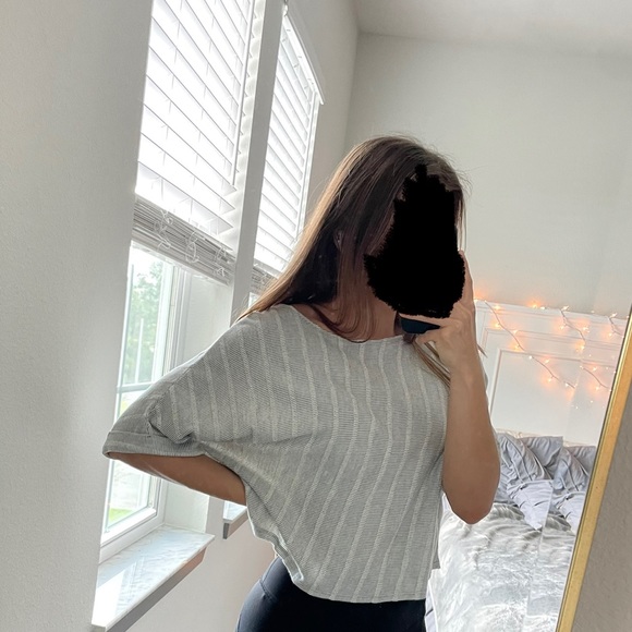 Crop Top Grey & White Stripes Caution to the Wind - Picture 1 of 7